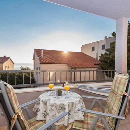 Neno Makarska Exterior foto
