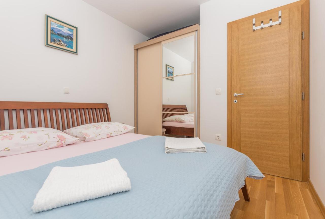 Neno Makarska Exterior foto