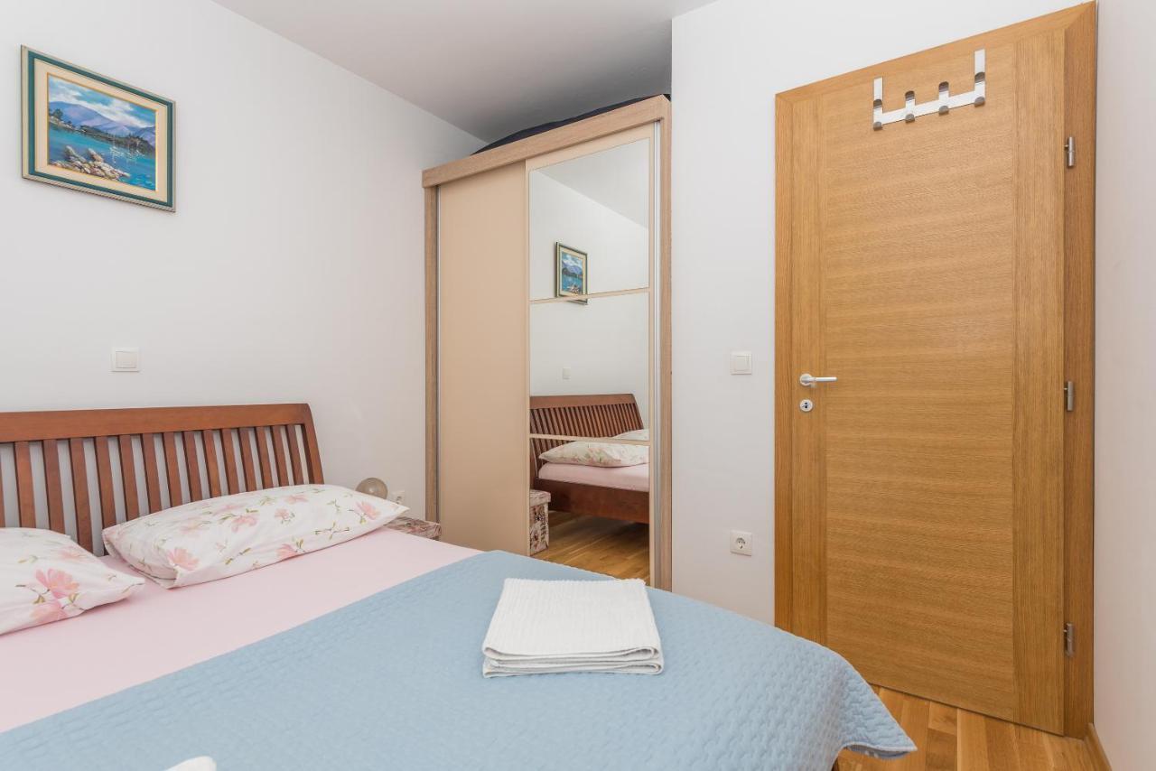 Neno Makarska Exterior foto