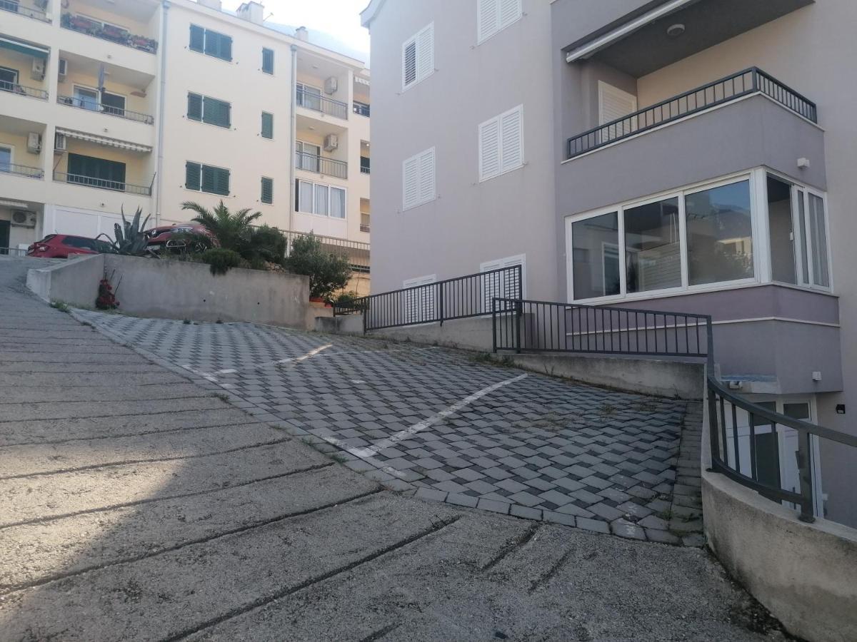 Neno Makarska Exterior foto